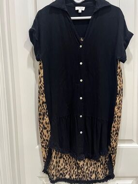Umgee Black Tunic with Leopard Print Side & Back. Easy to layer & fun style.